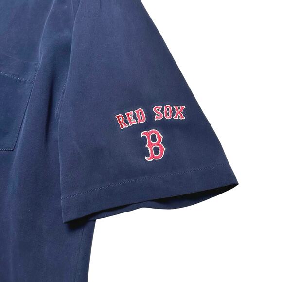 Tommy Bahama | Men | 2013 World Series Boston Red Sox Silk Shirt | Medium - Picture 10 of 12